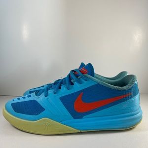 Nike Kobe mamba rage size 6y